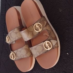 Gable sig sandal by coach